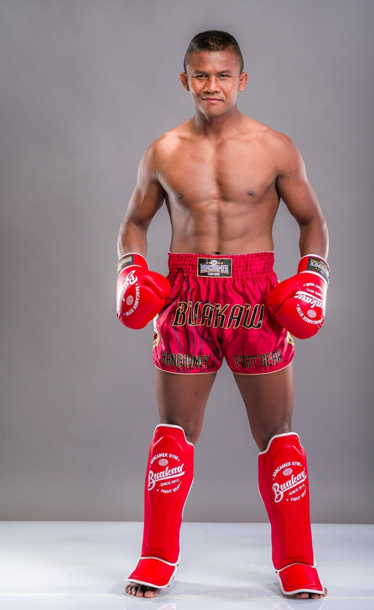 Buakaw Boxing Gloves BGL-W1 Red - SUPER EXPORT SHOP